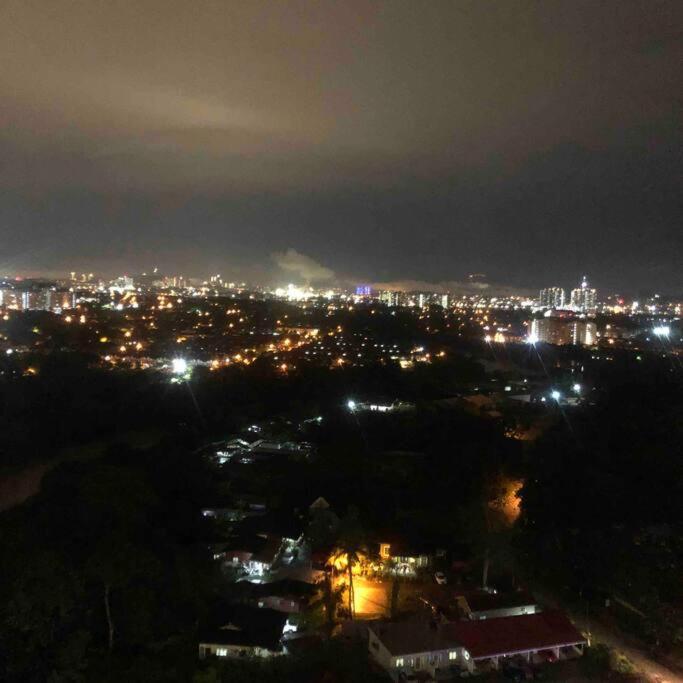 Mishal'S Homestay-Vista Bangi Studio Service Apartment Kajang Eksteriør bilde