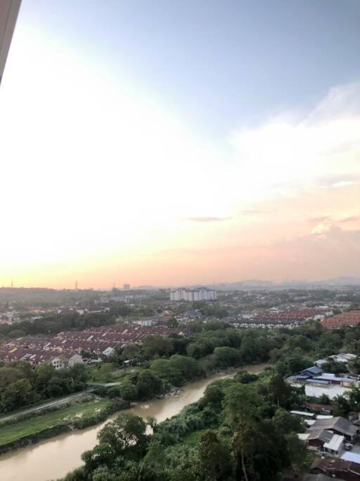 Mishal'S Homestay-Vista Bangi Studio Service Apartment Kajang Eksteriør bilde